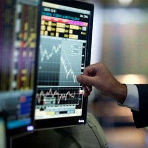 收评：创指低开低走跌超4% 下跌个股超4600只